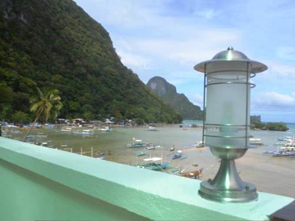 Dayunan Tourist Inn El Nido Ngoại thất bức ảnh